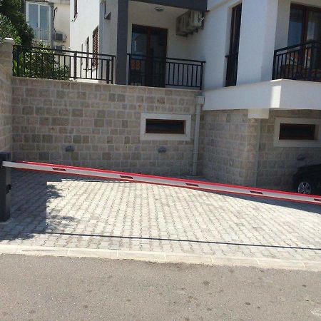 Apartment Mirjana Будва Екстер'єр фото