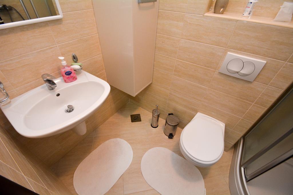 Apartment Mirjana Будва Екстер'єр фото